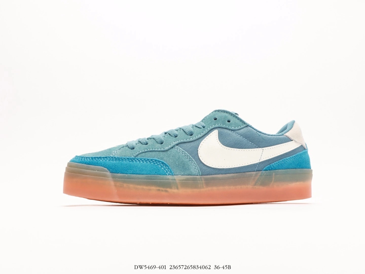 Nike SB Suede Skate Shoes Teal White Gum Sole D7569-401