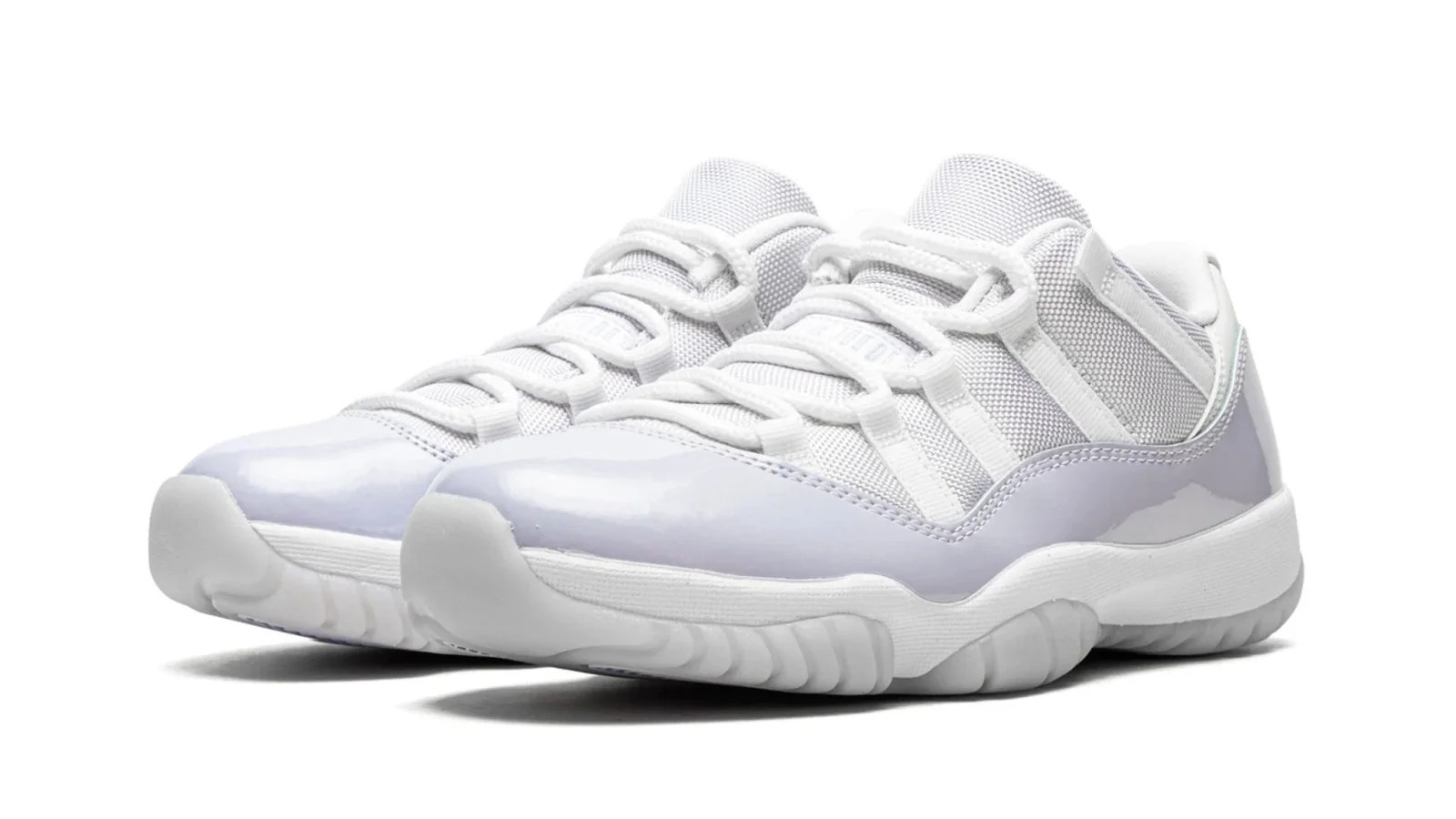 AIR JORDAN 11 LO WMNS _Pure Violet_