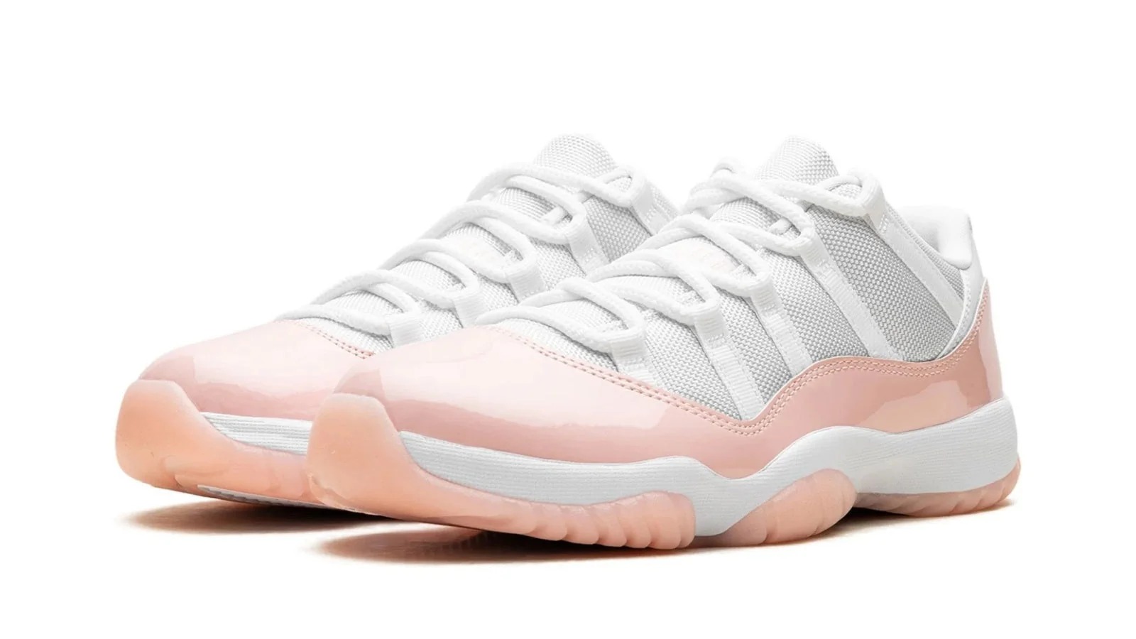 Air Jordan 11 Low WMNS _Legend Pink_