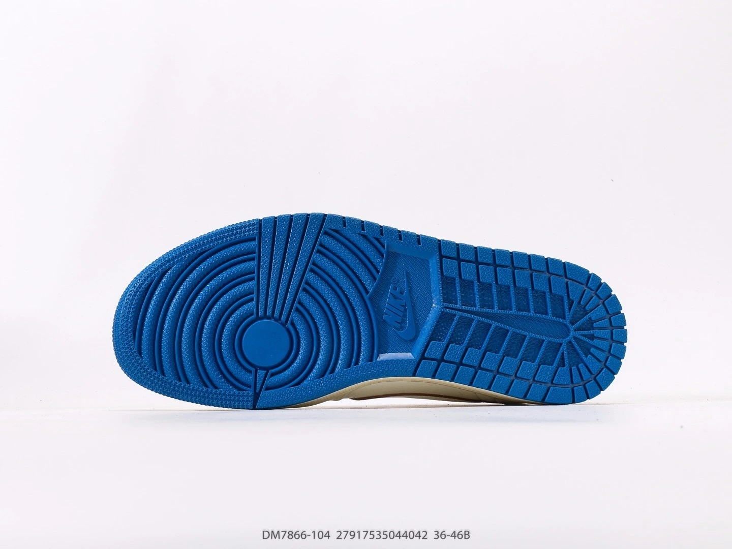 Nike Low Top Sneakers Cream Blue Swoosh Leather DM7866-104