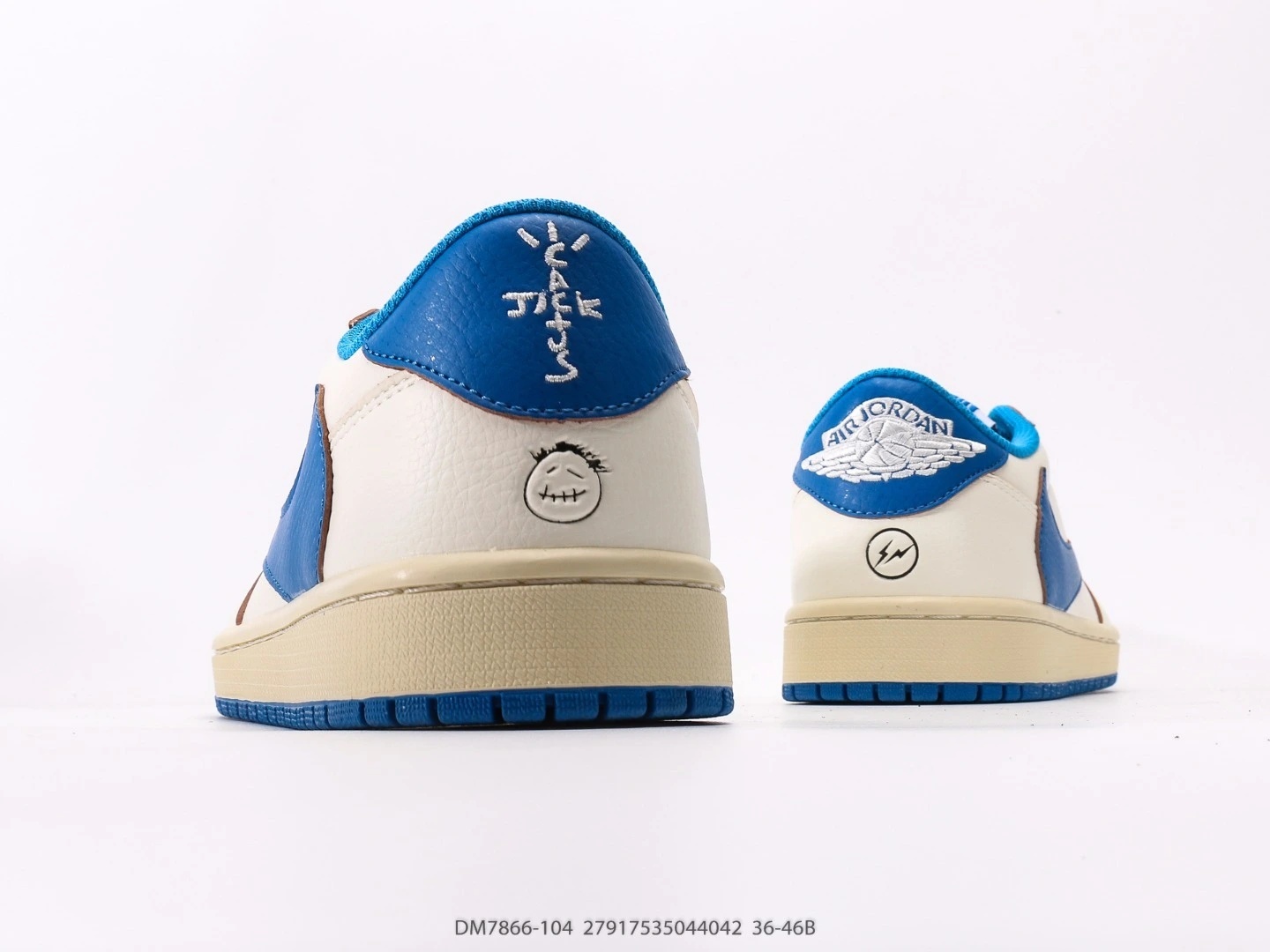 Nike Low Top Sneakers Cream Blue Swoosh Leather DM7866-104