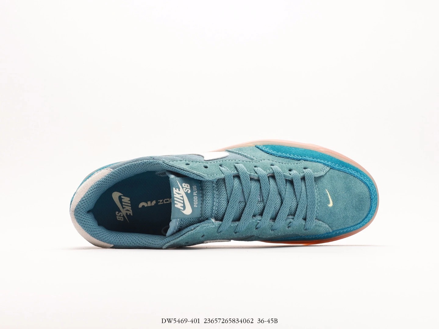Nike SB Suede Skate Shoes Teal White Gum Sole D7569-401