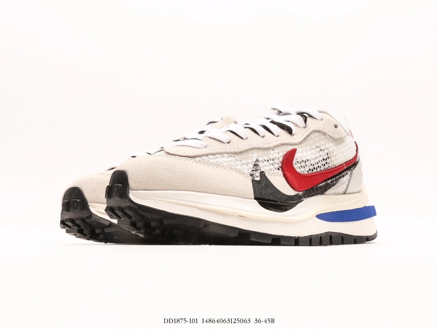 Nike Sacai Vaporwaffle Sneakers Grey Red White DD1875-101