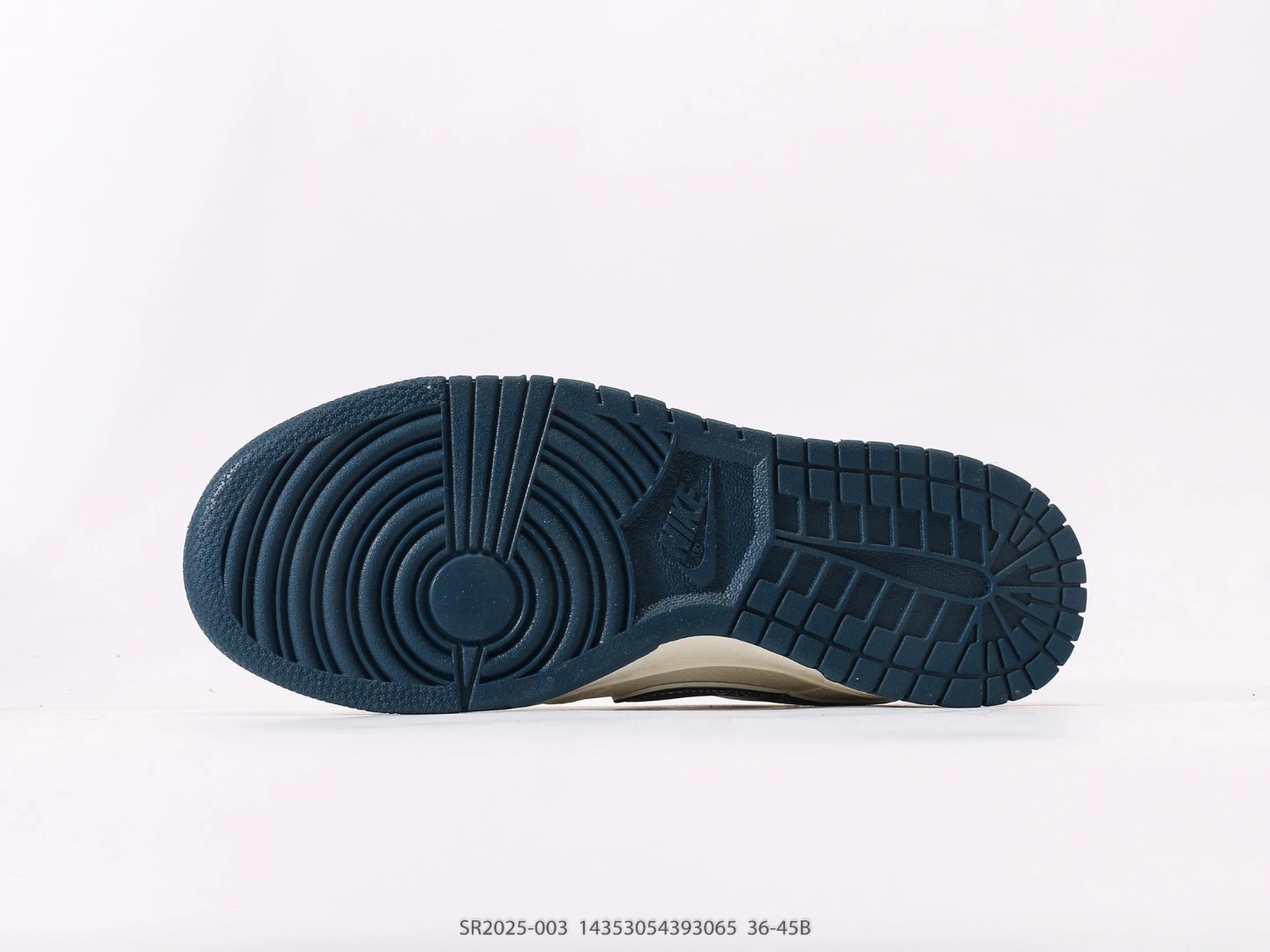 Nike Dunk Low Cream Navy The North Face Collaboration Sneakers