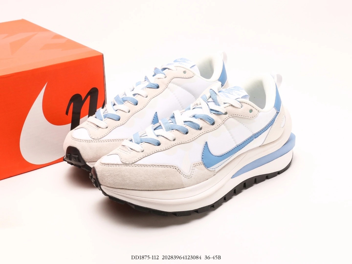 Nike Sacai VaporWaffle Sneakers White Light Blue DD1875-112