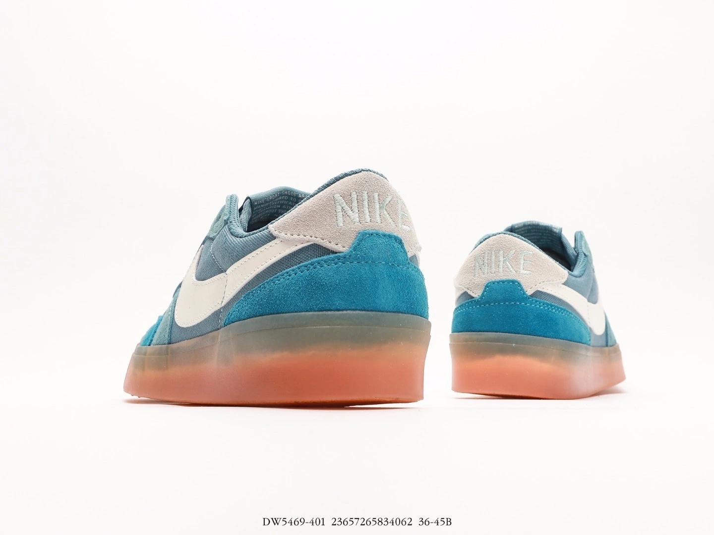 Nike SB Suede Skate Shoes Teal White Gum Sole D7569-401