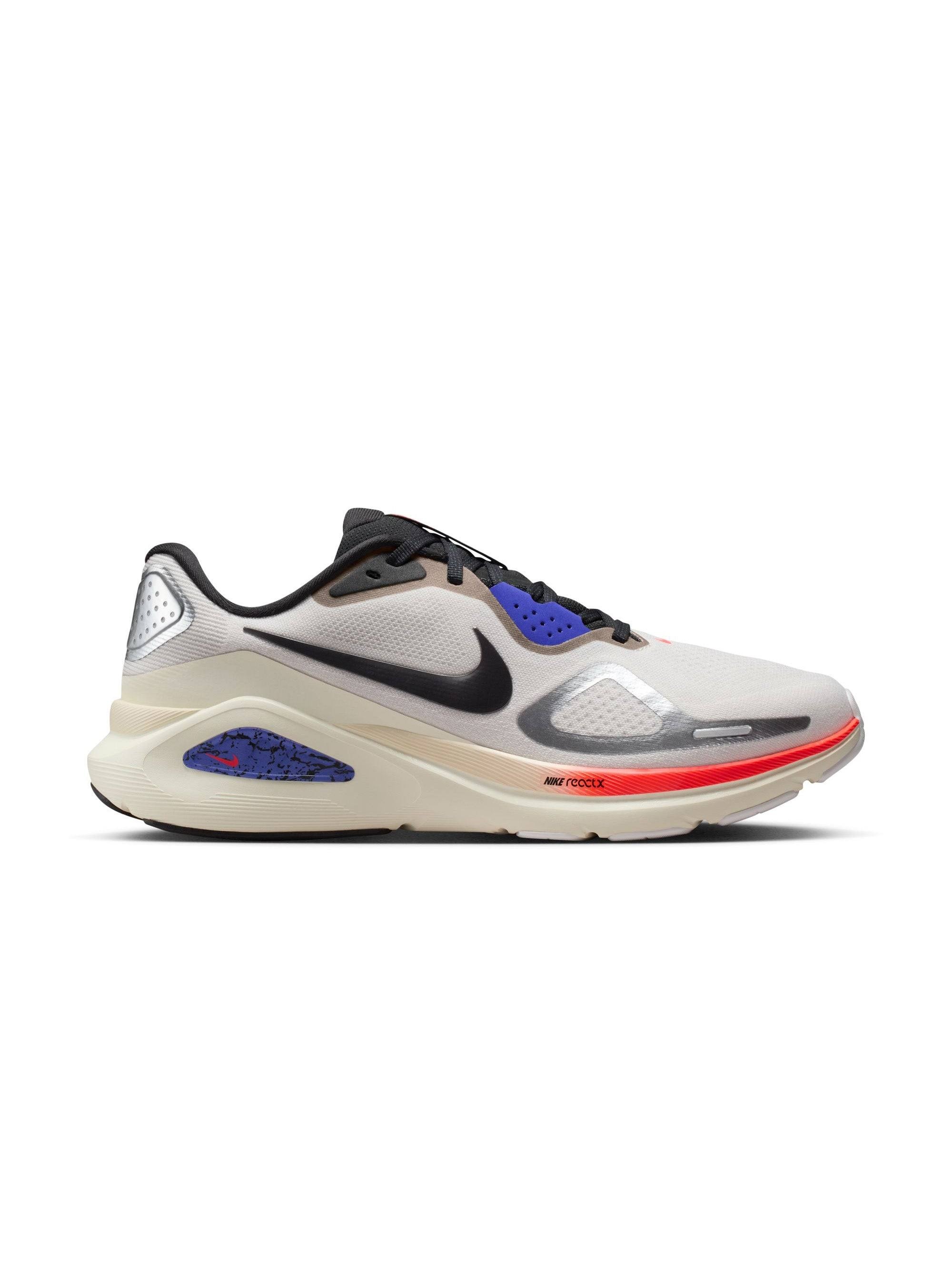 Nike Men's Structure 26
