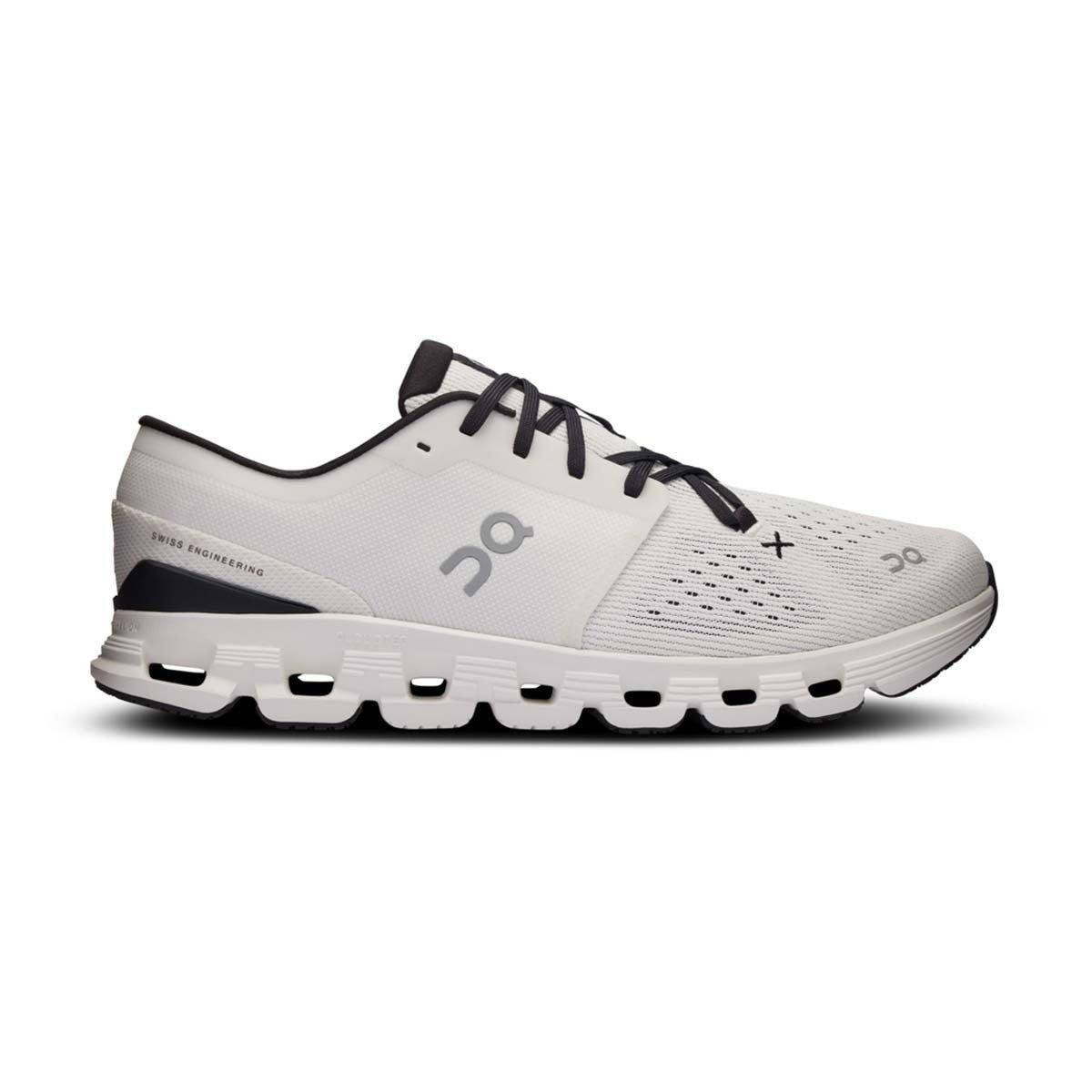 Men's On Cloud X 4 Training Shoes 9.5 Regular Ivory_Black
