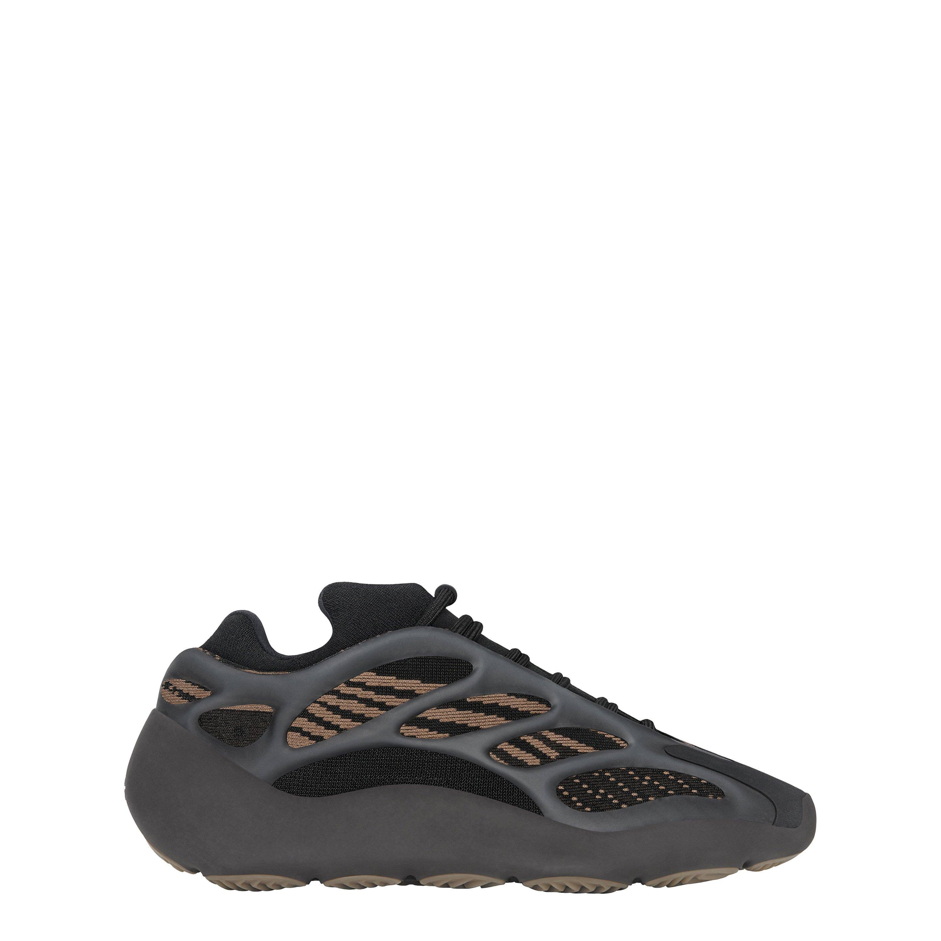 adidas Yeezy 700 V3