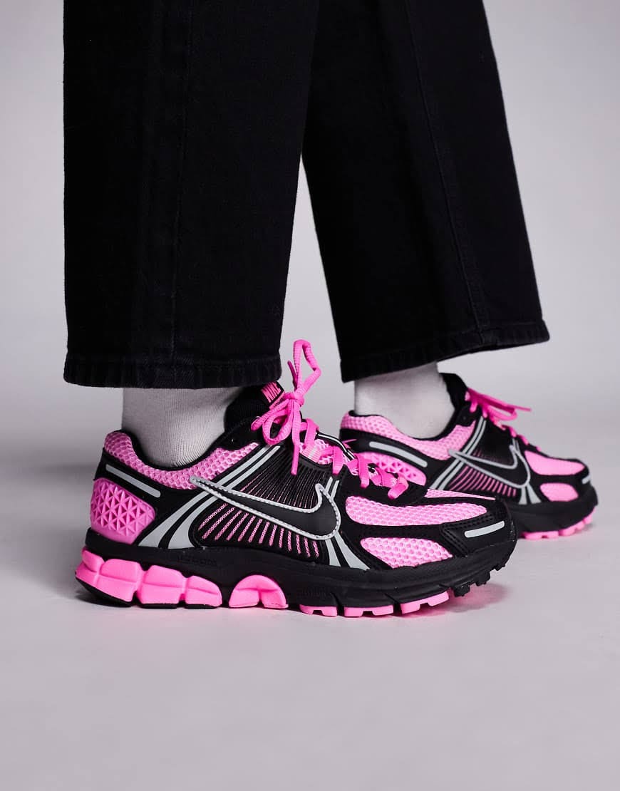Nike - Zoom Vomero 5 Sneakers - Women - Rubber_Leather - WM 5 US - Black