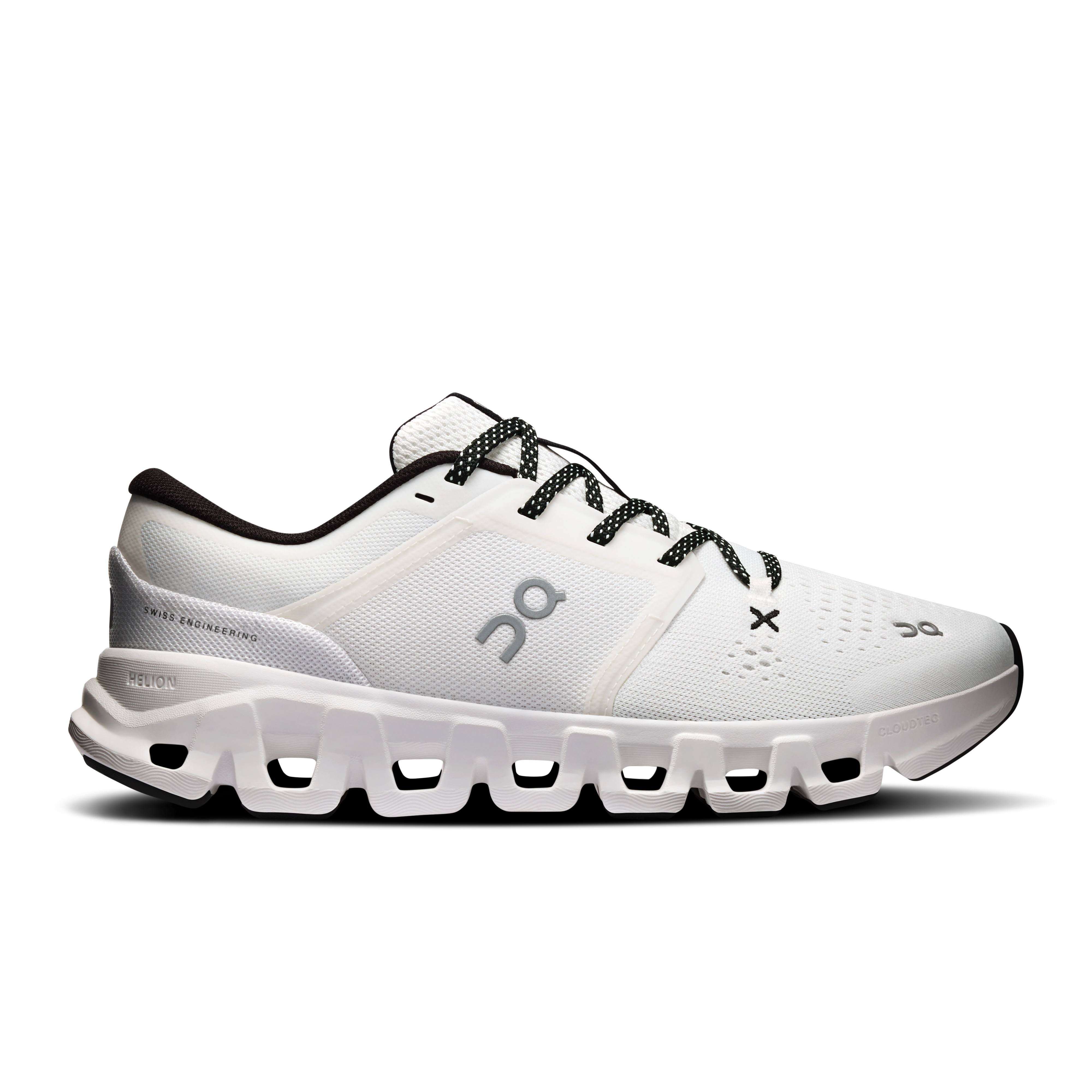 On Women's Cloud X 5