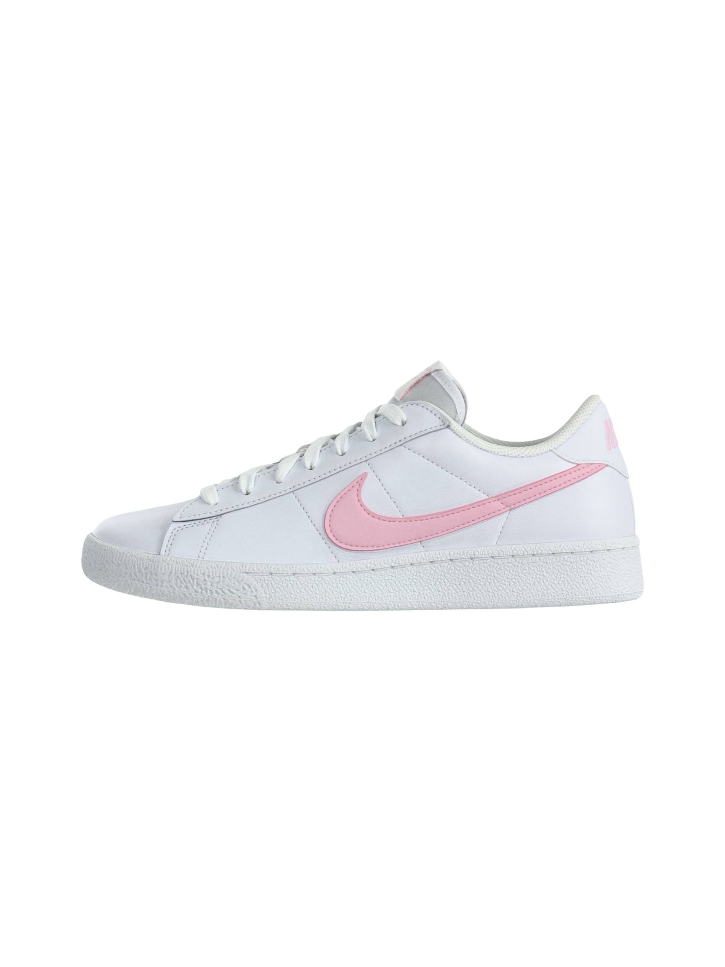Nike Women's Tennis Classic