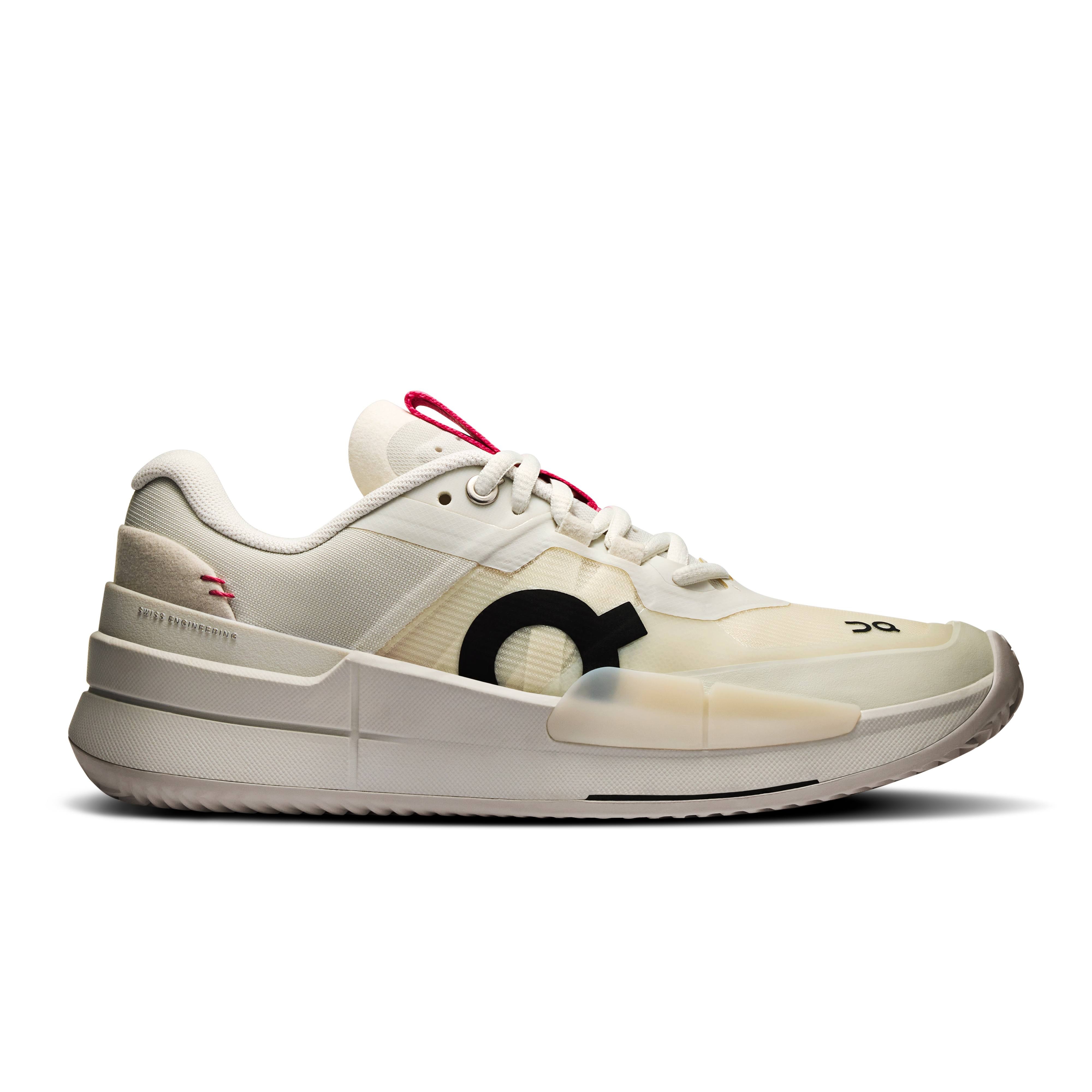 On Women's The Roger Pro 2 Clay