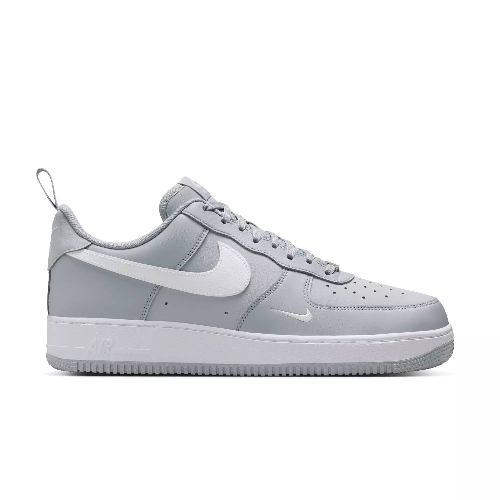 Nike Men's Air Force 1 '07 Shoes