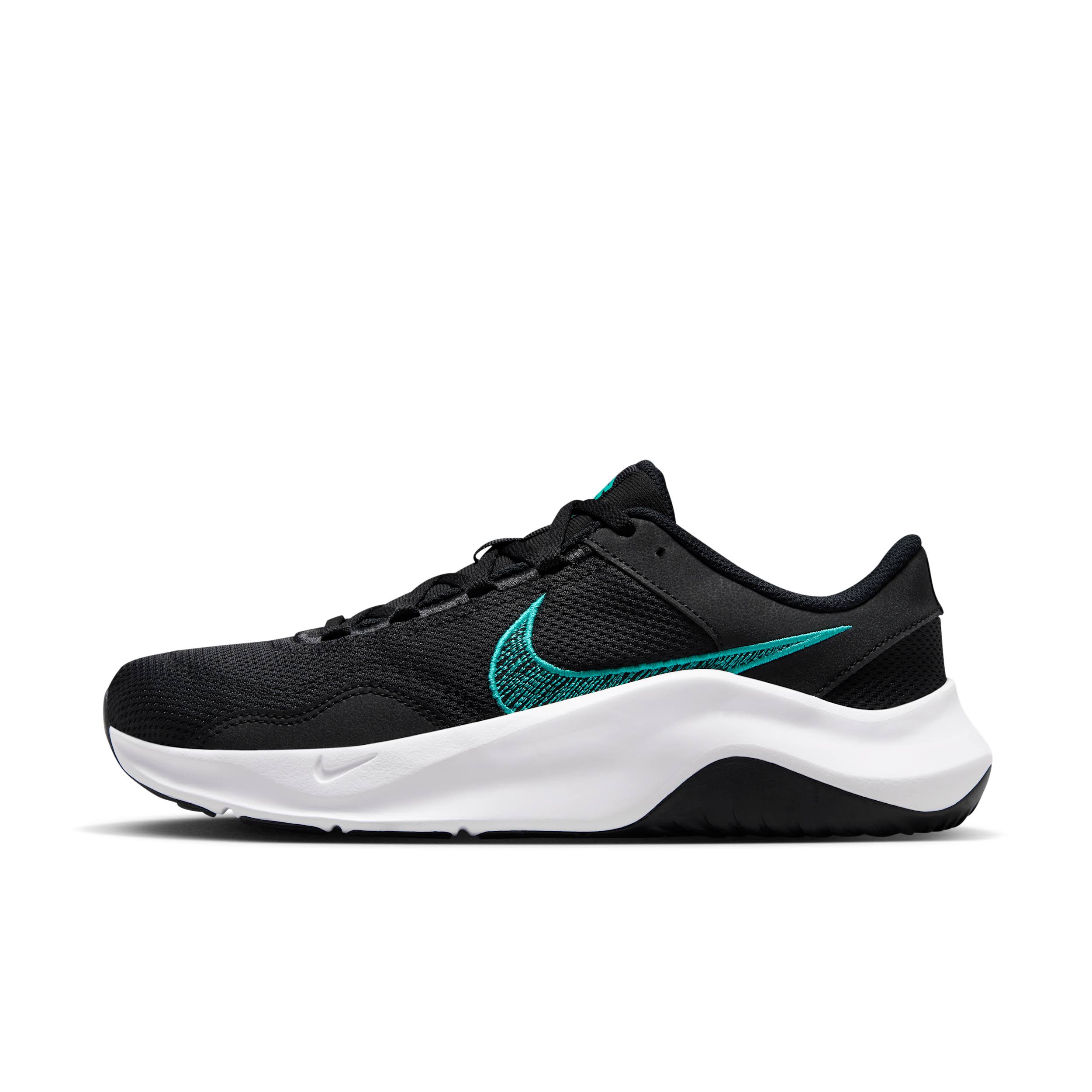 Nike Men s Legend Essential 3 Next Nature Workout Shoes