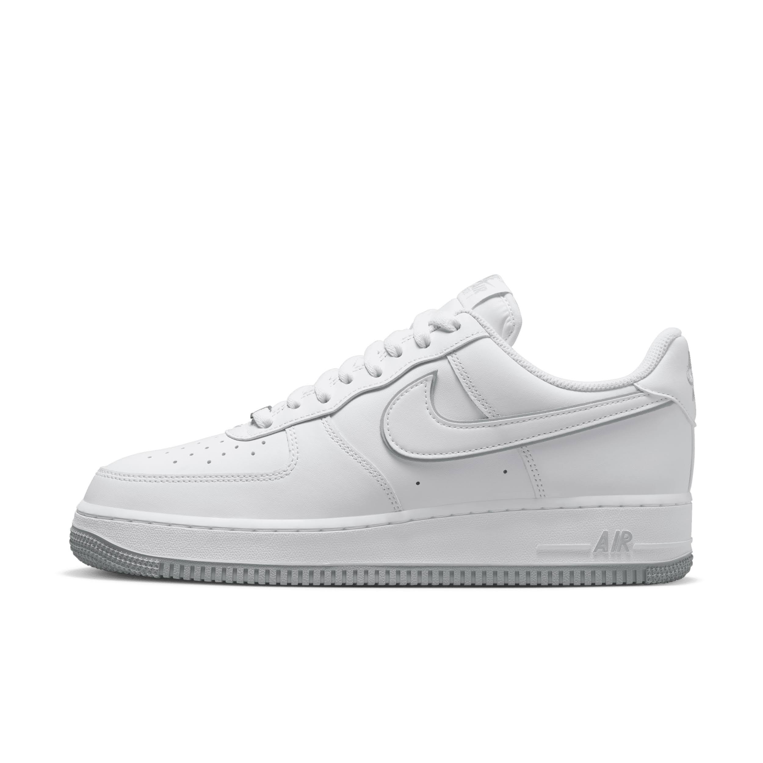 Men s Nike Air Force 1 07