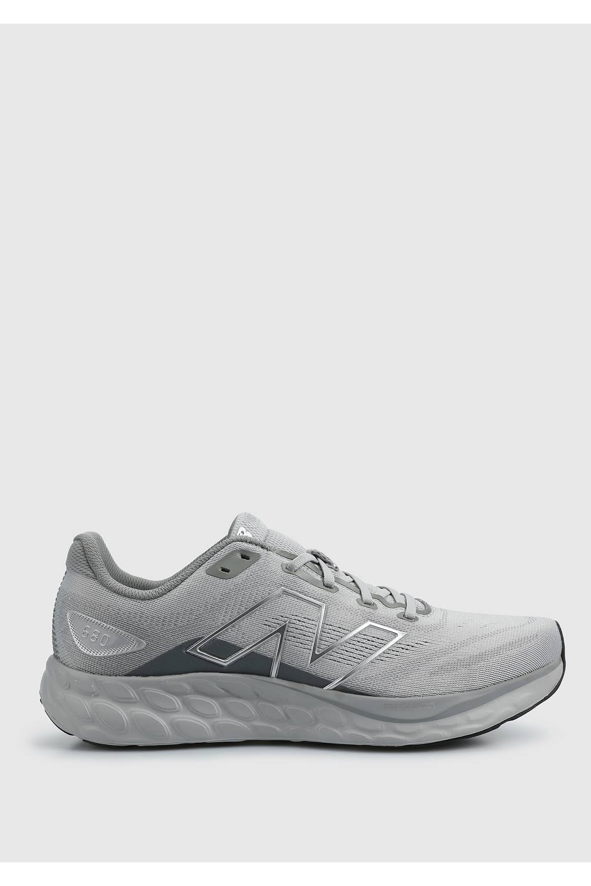 New Balance Men s Fresh Foam 680 V8 Running Shoes