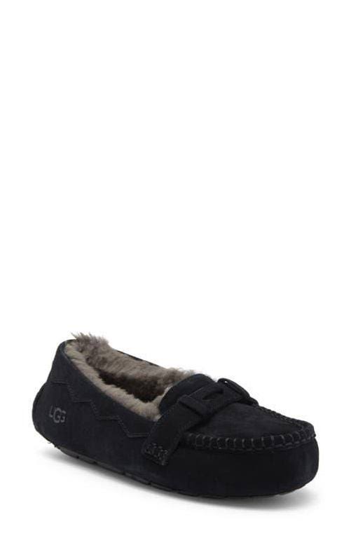 UGG Women s Willow Moc Toe Loafer