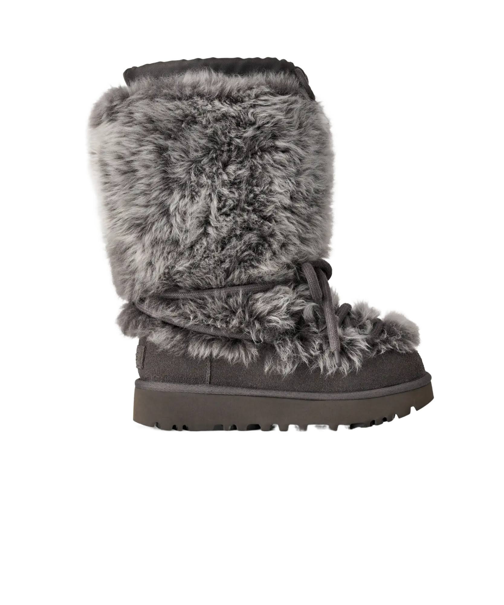 UGG Women s Classic Tall Chalet Boots