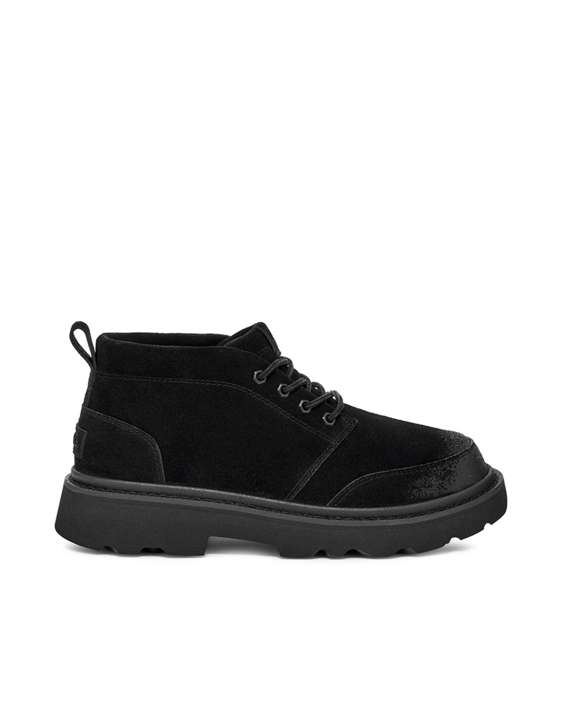 UGG Men s Chukka Lug