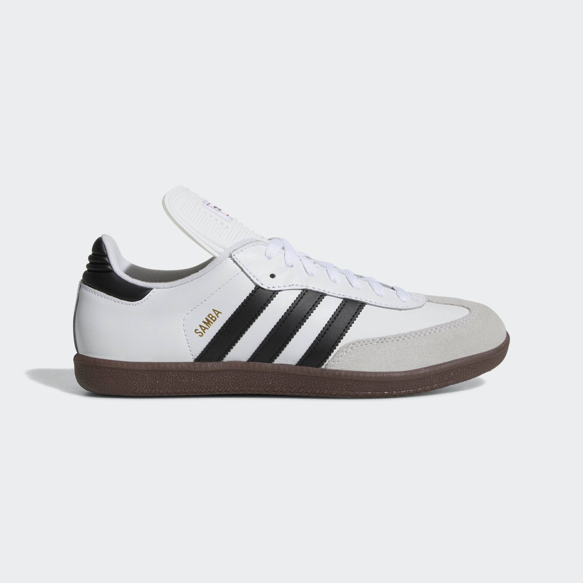 adidas Men s Samba Classic Indoor Shoes