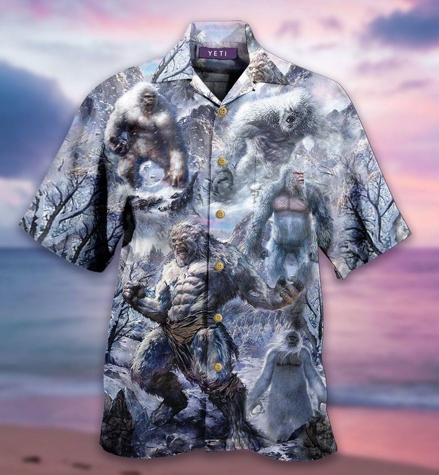 Savage Strong Gorilla Under Snowy Winter Hawaiian Shirt
